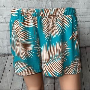 Tyche Teal & cream tropical shorts size S